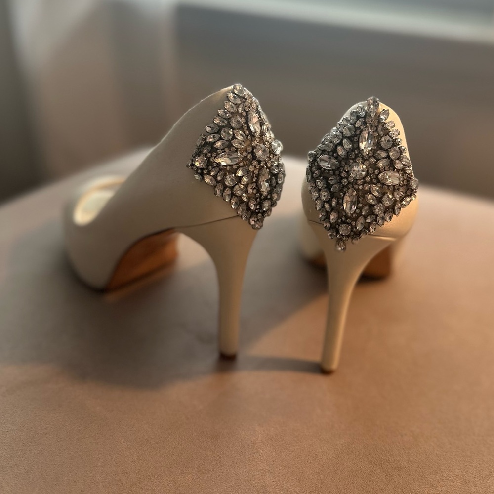 Truly Zac Posen Satin Heels with embellishment